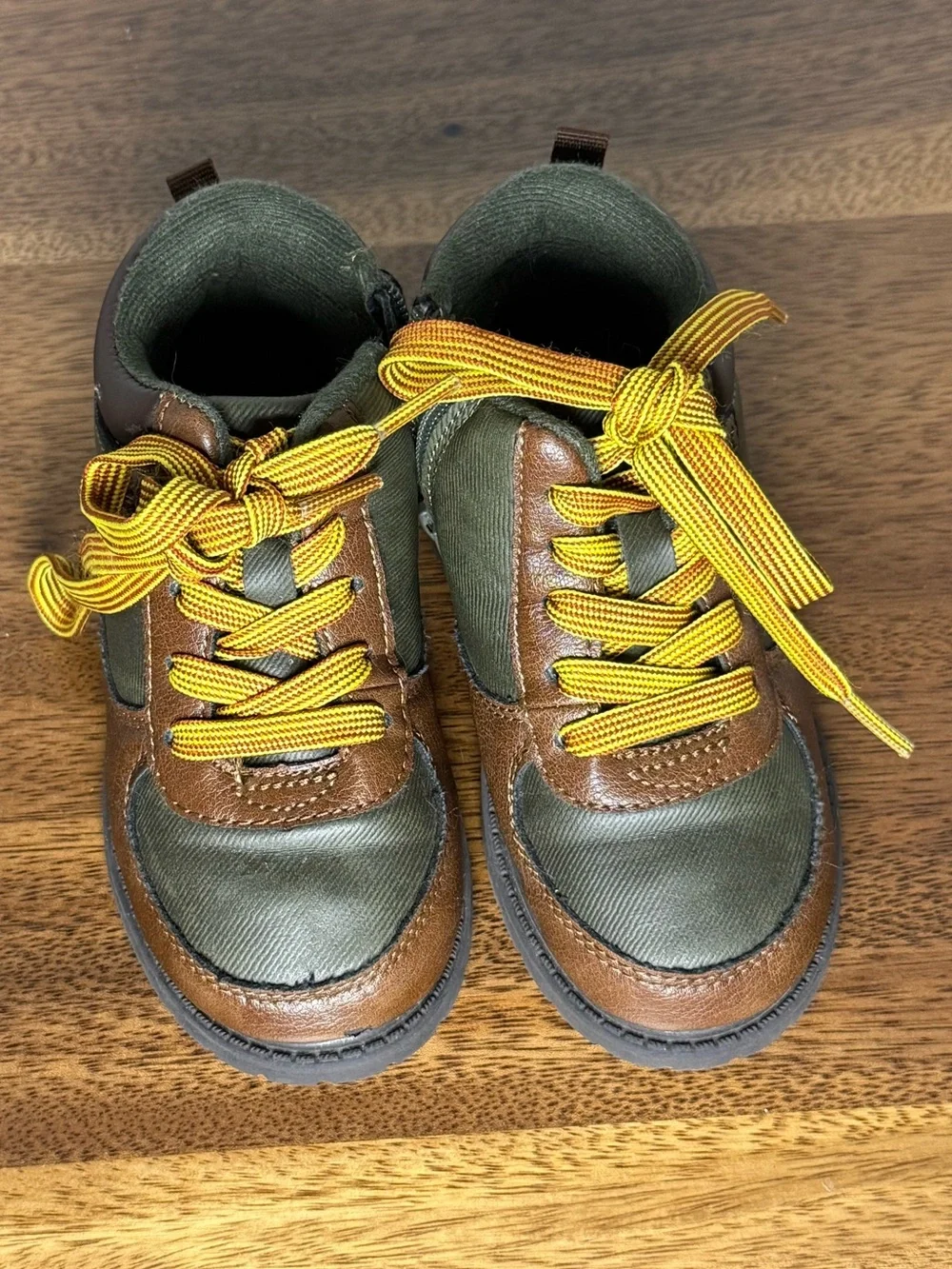 Carter’s Kids Hiking Shoes Brown Green Yellow Lace Up Size 8